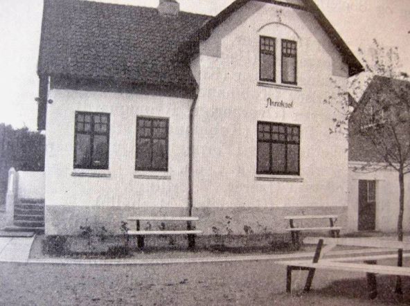 Her et nærbillede af bygningen fra ca. 1931, hvor dens navn “Annekset” er påmalet